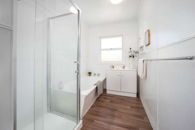 34 Kohekohe Street New Lynn_13