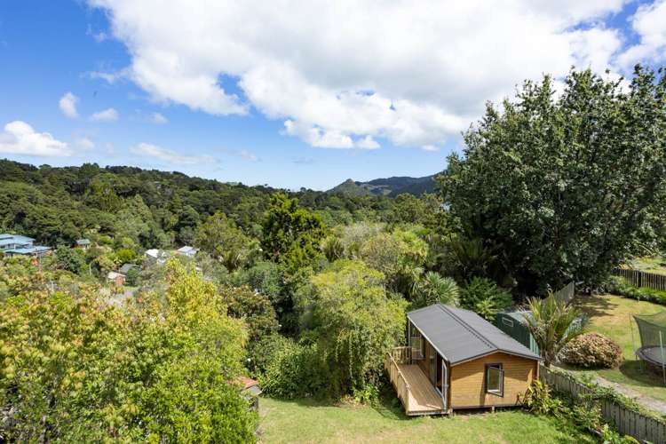 1111 Huia Road Huia_1