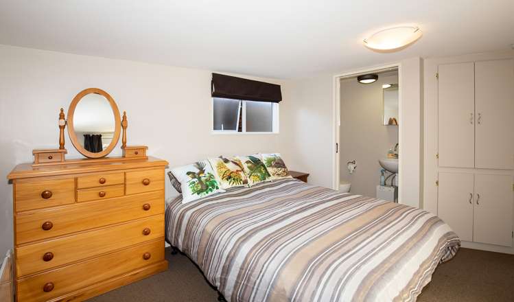 5 Munson Street Reefton_12