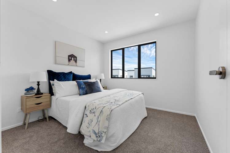 9 Greenbrier Street Westgate_11