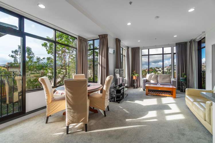 2F/38 James Cook Crescent_0