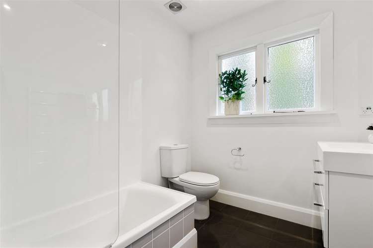 8 Alpha Avenue Strowan_7