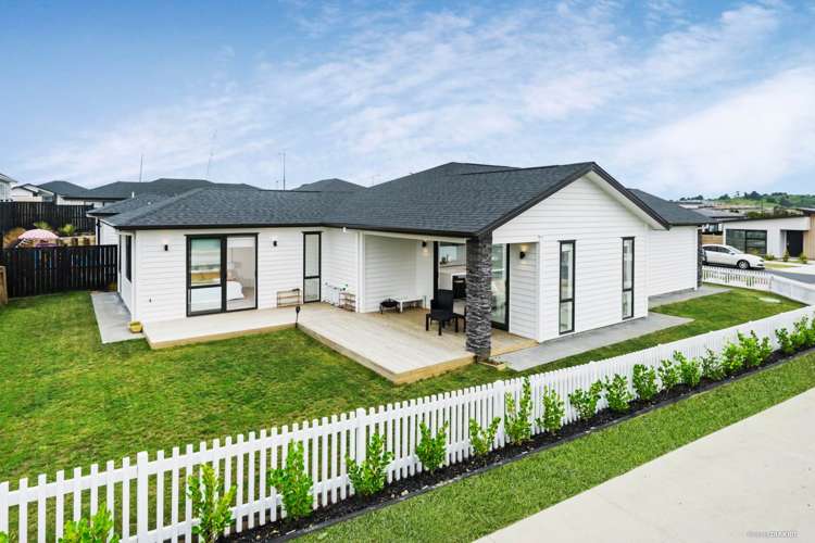 25 Siren Street Wainui_19