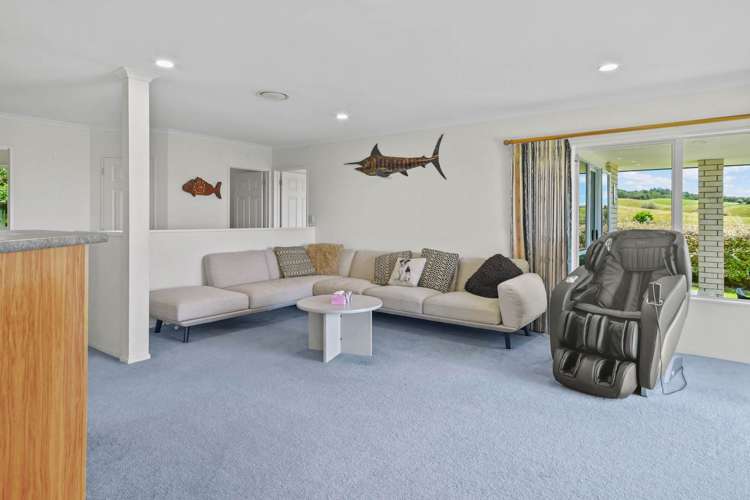 1801 East Coast Road Whakatiwai_14