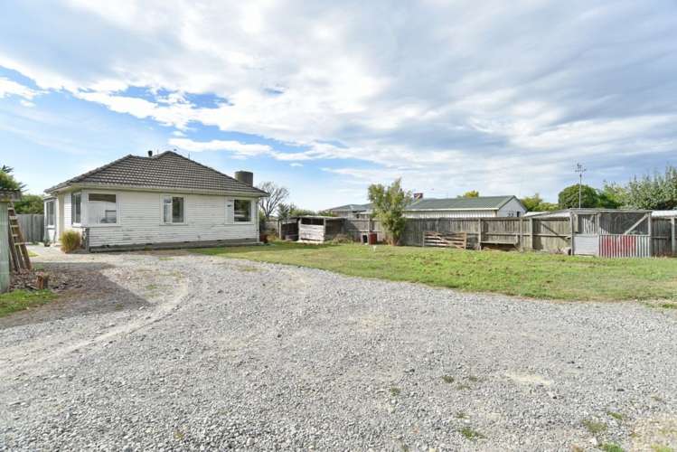 1425 Main North Road Waikuku_18