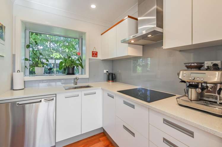 68 Greenhaven Drive Burwood_3