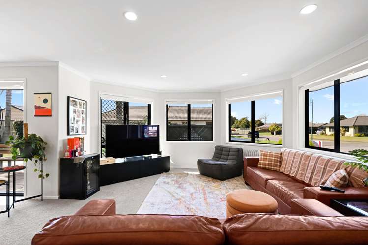 35 Stoneleigh Drive Chartwell_4