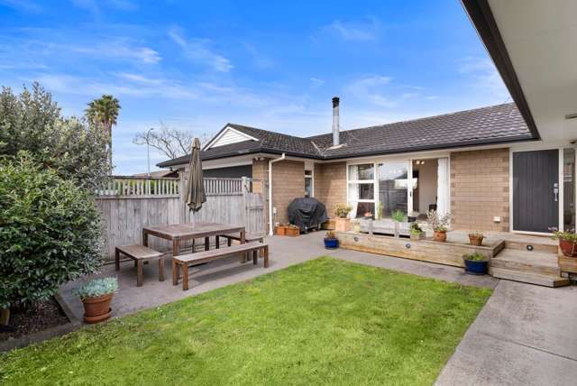 31 Prince Regent Drive Half Moon Bay_1