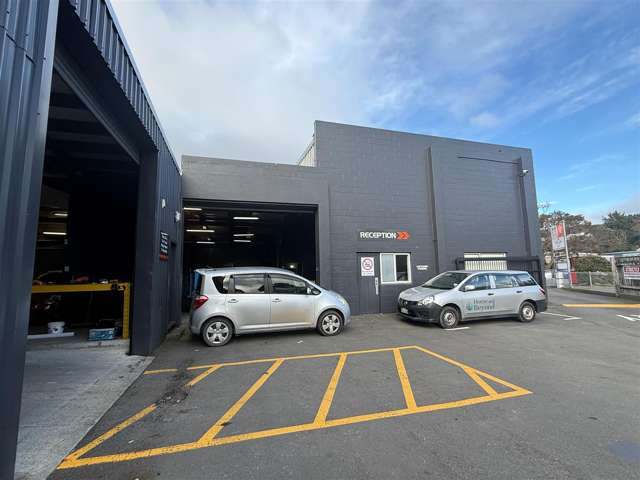 Main Building, 98 Main Road Tawa_4