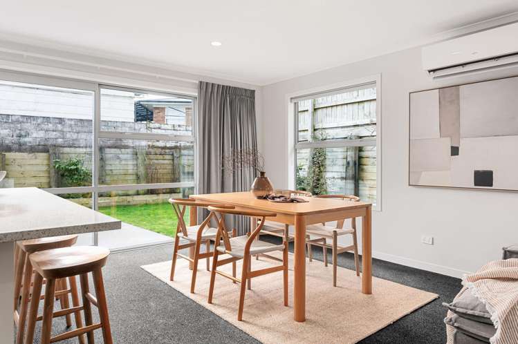 34A Houchens Road Glenview_7
