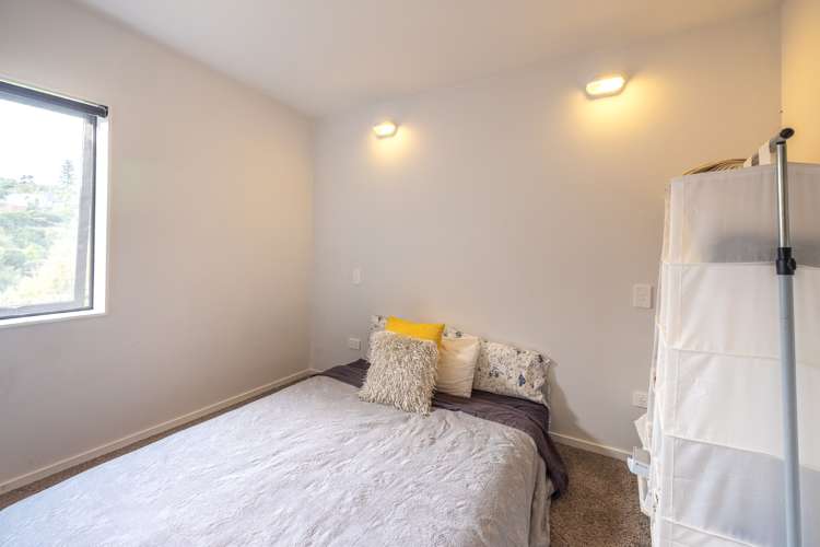 33c Ocean Road Surfdale_15