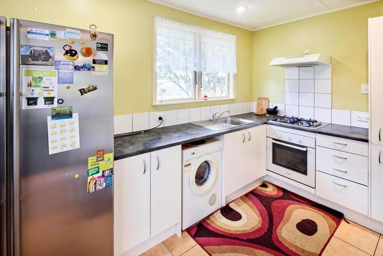 15 Kalingo Street Waitangirua_1