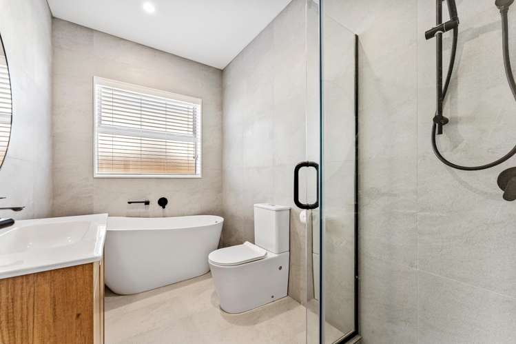 41 Ta Moko Drive Gulf Harbour_12