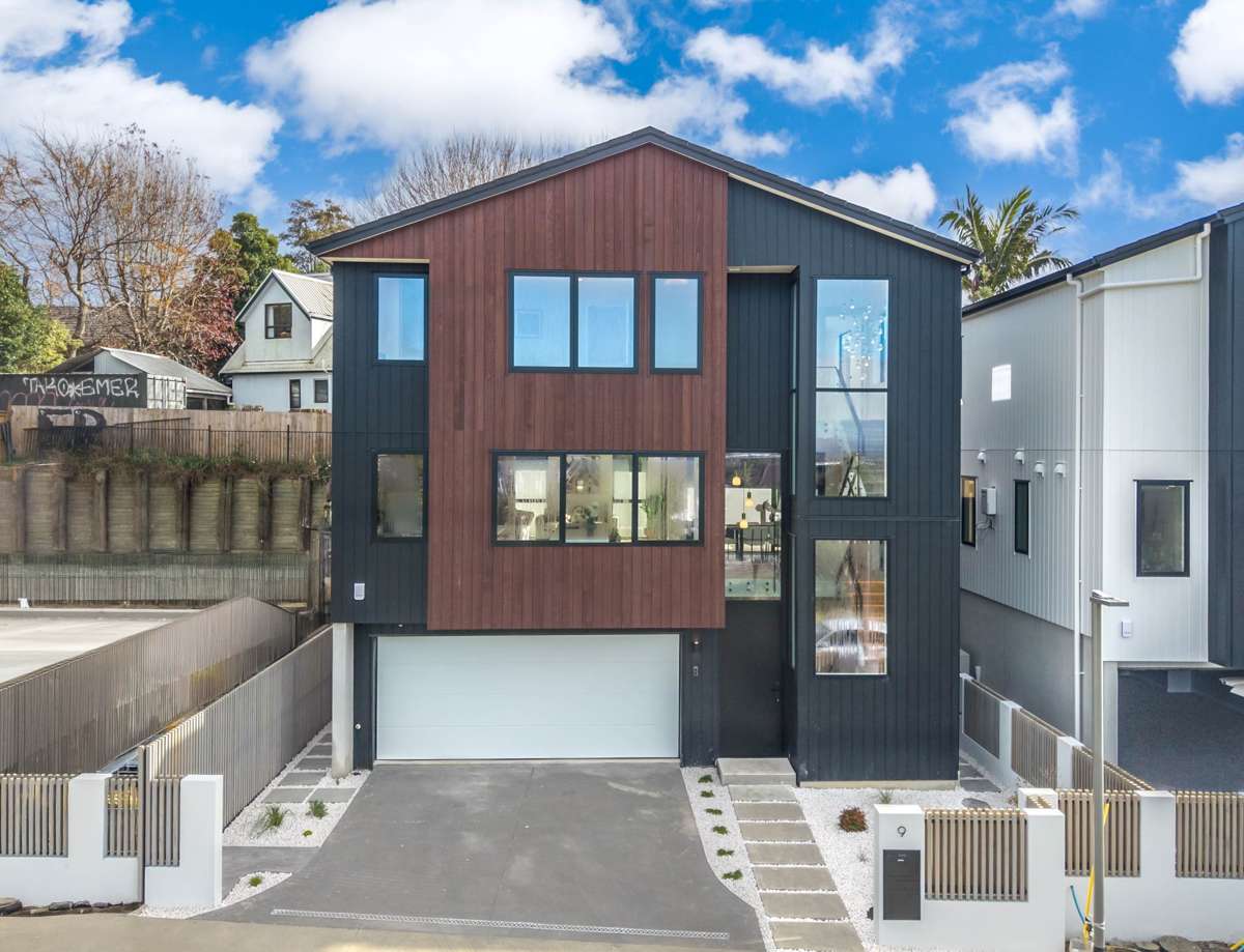 9 Awa Crescent_0