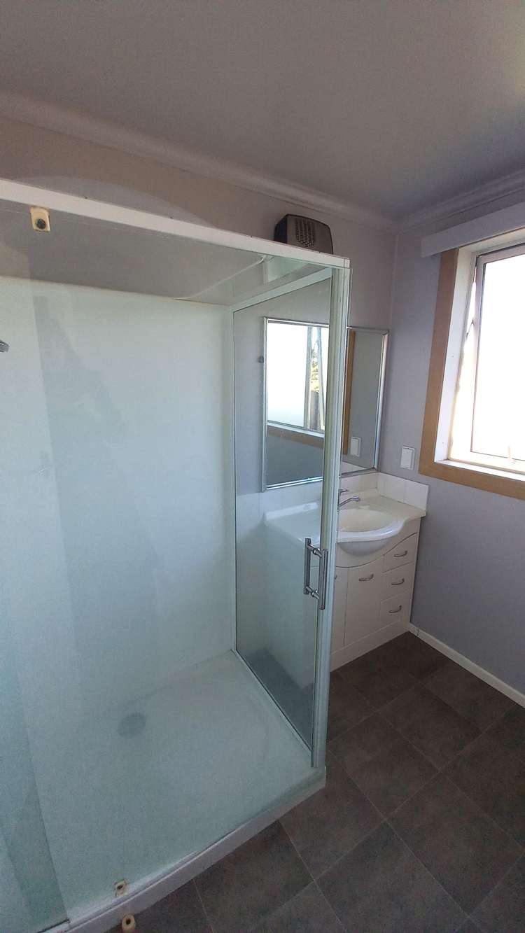 3 Carlyle Street Tuatapere_12