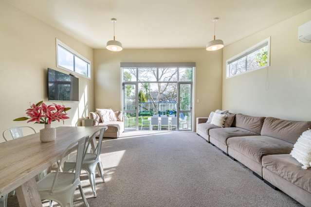 35 Royal Street Upper Hutt_2