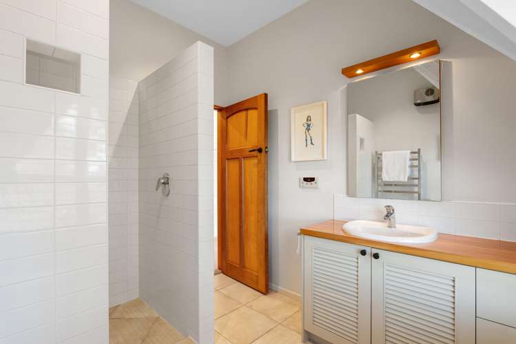 10 Tuawera Terrace Clifton_25