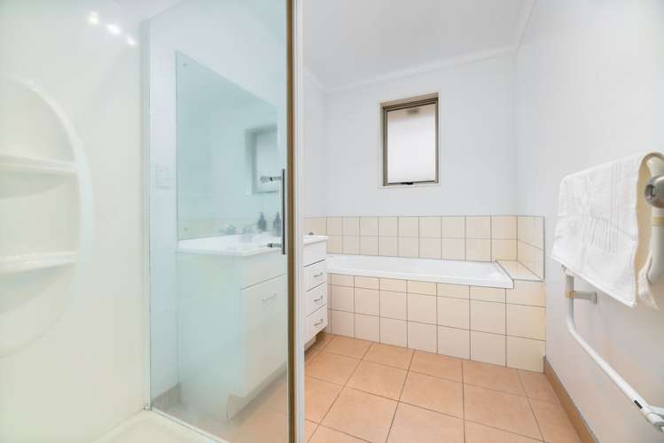 32 Lomas Way Albany_11