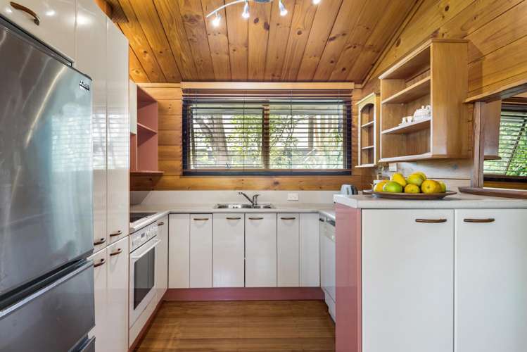 105 Kia Ora Road Beach Haven_10