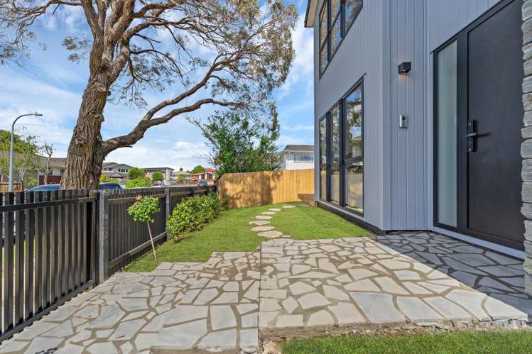 11A Colum Place Bucklands Beach_21