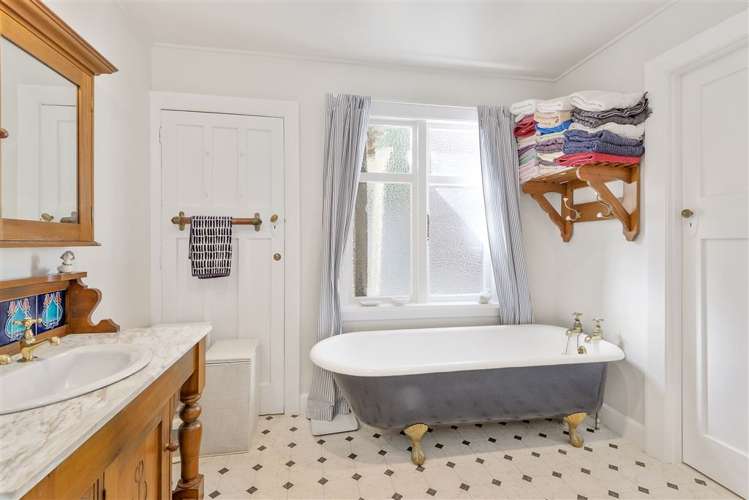 384 Decanter Bay Road Little Akaloa_14