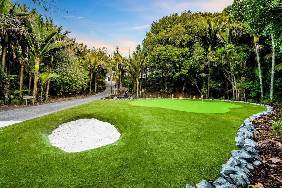 15 Fern Glen Road South_5
