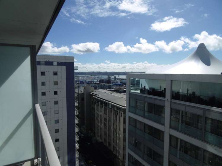 13E/34 Kingston Street_0