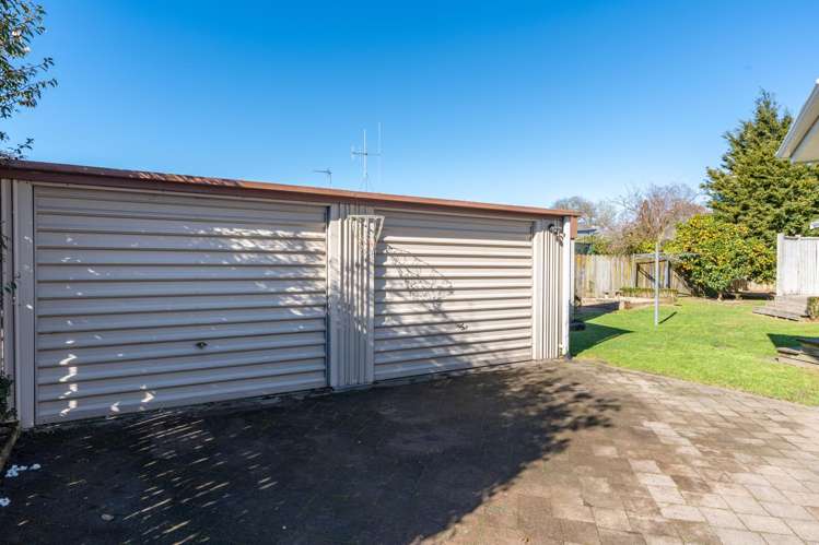 11 Hilliard Place Leamington_17