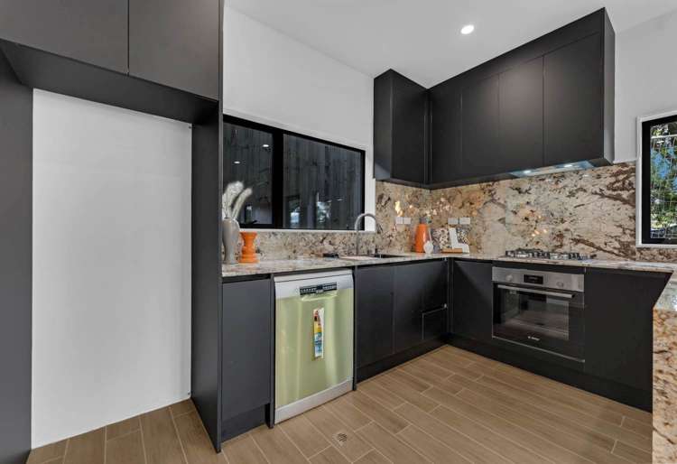 24a Endeavour Street Blockhouse Bay_4