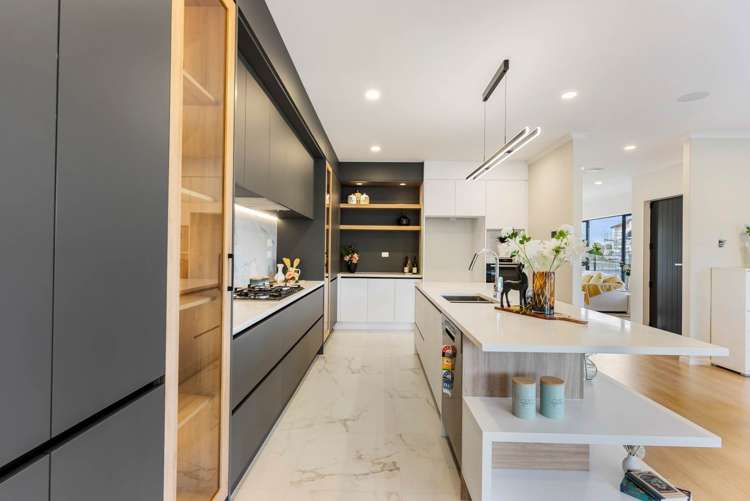 49 Koromeke Street Flat Bush_5