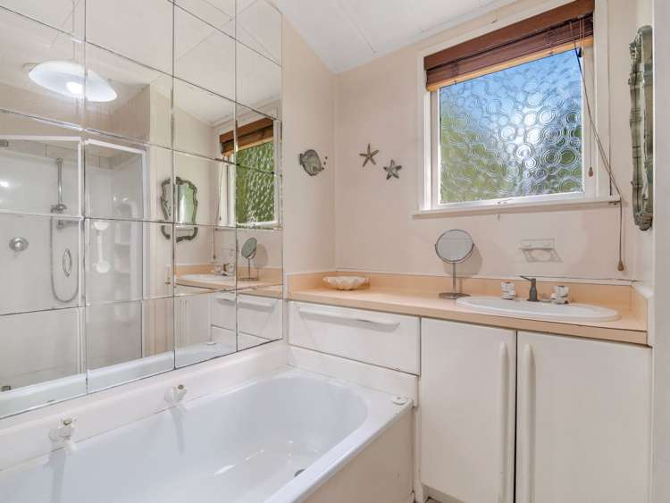 68 Fitzwater Place Henderson_24