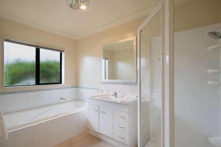65 Quadrant Heights Paraparaumu_15