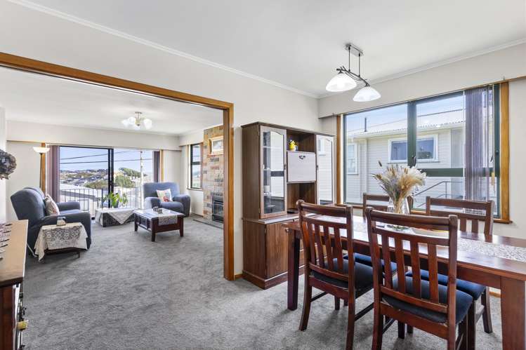 22 Cotswold Crescent Newlands_1