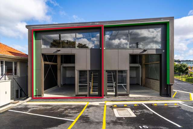 Modern Industrial Unit - Central Penrose