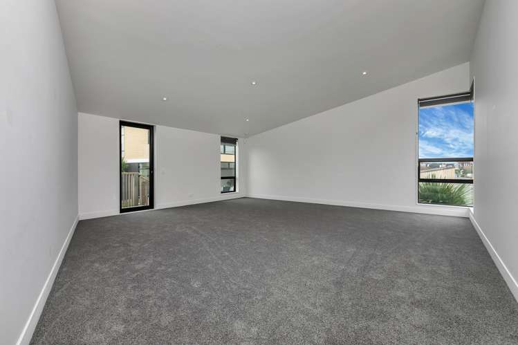 256 Hobsonville Point Road Hobsonville_15