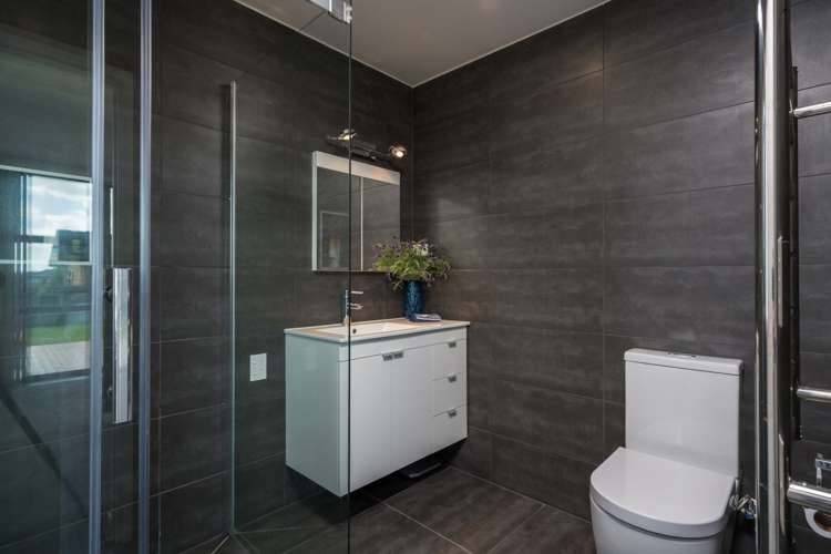 357 One Tree Point Road One Tree Point_12