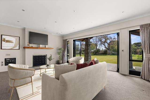 566 Lyndhurst Road Frimley_2