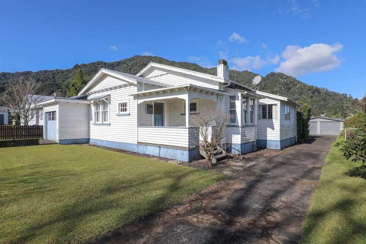 7 Russell Avenue Te Aroha_26