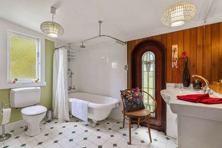 227 Godley Road Titirangi_9