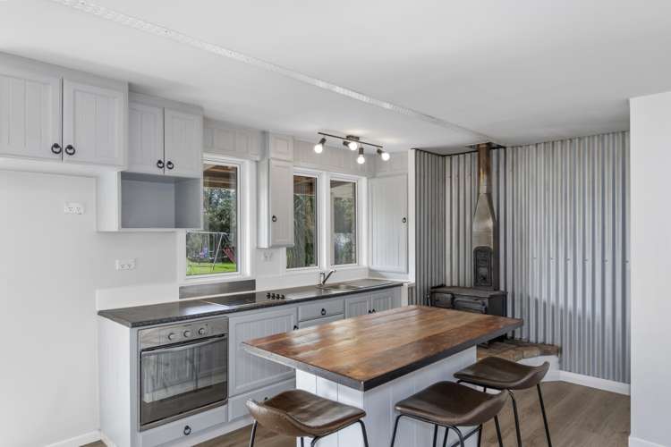 14 Poland Street Waikino_7