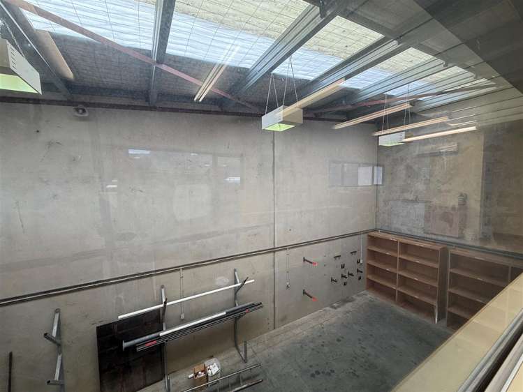 Unit 1, 98 Main Road Tawa_5