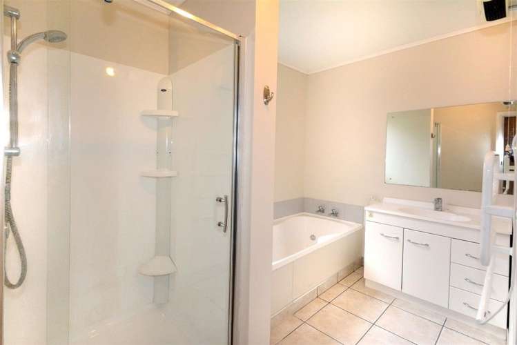 87 Elwyn Crescent Green Island_6