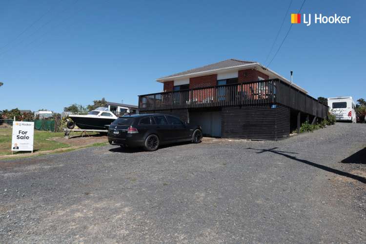 12 Frances Street Taieri Mouth_15