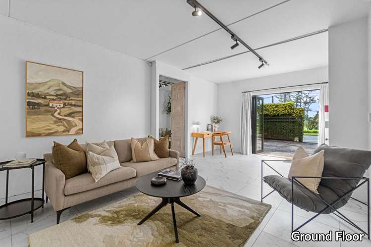 1/25A Lake Road Devonport_23