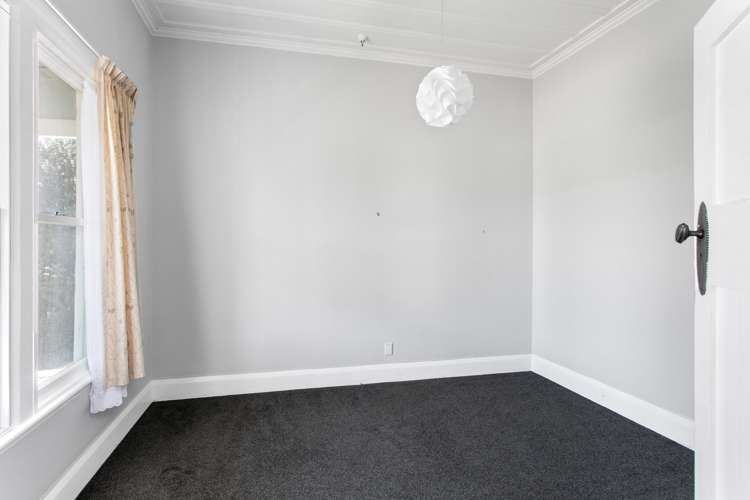 1 Toru Street Makaraka_10