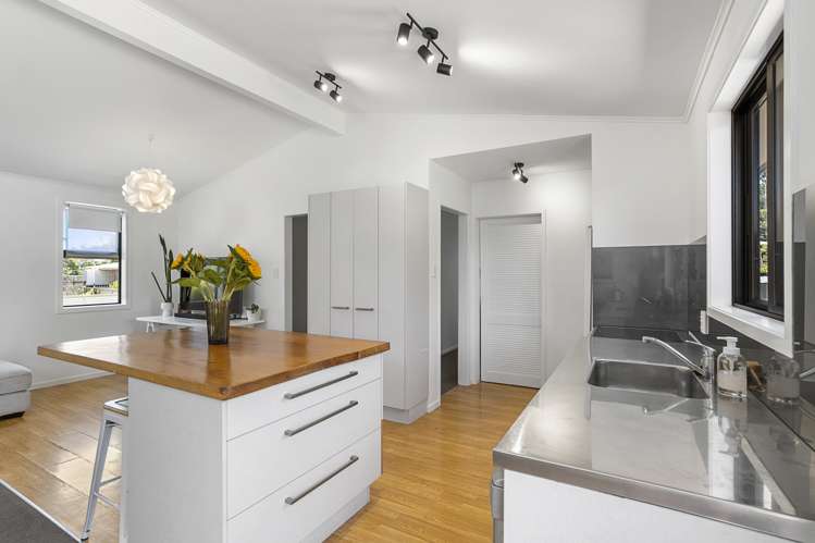 10 Inver Street Glen Eden_6