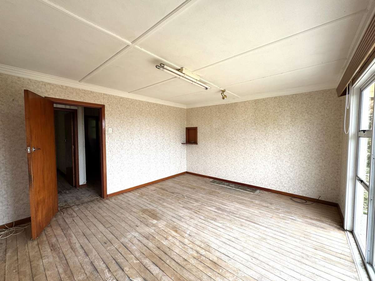 4 Merrie Creek Road_2