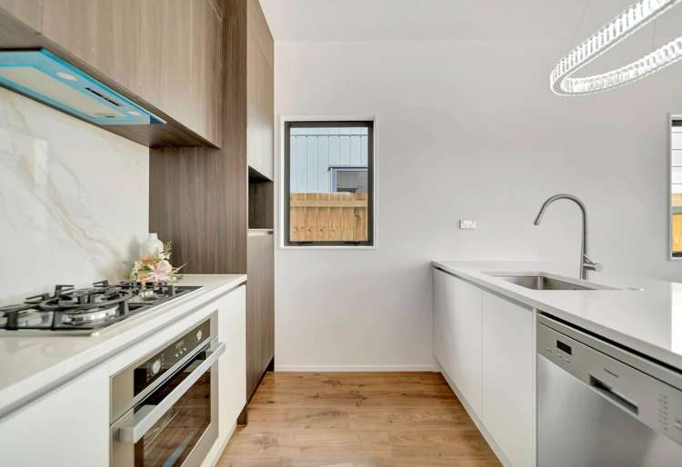 21 John Gray Street_1