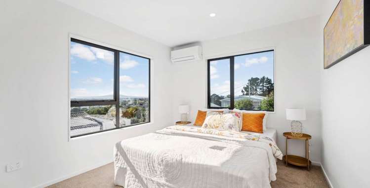 1/621 Glenfield Road Totara Vale_2