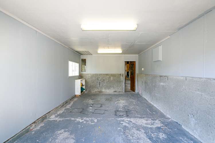 63 Montreal Grove Kingston_10